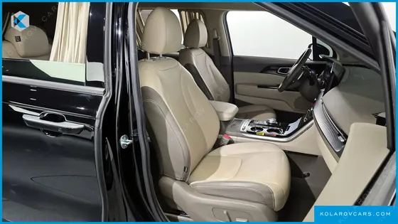 KIA CARNIVAL 9-SEATER HI-LIMOUSINE