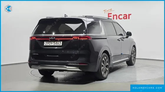 KIA CARNIVAL 9-SEATER SIGNATURE