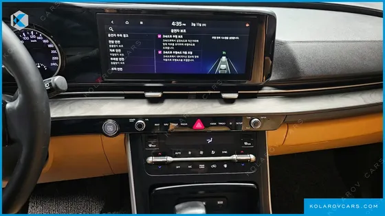 KIA CARNIVAL 9-SEATER PRESTIGE