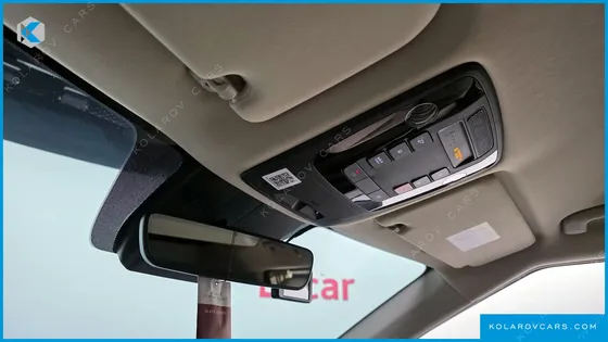 KIA CARNIVAL GASOLINE 7-SEATER HI-LIMOUSINE
