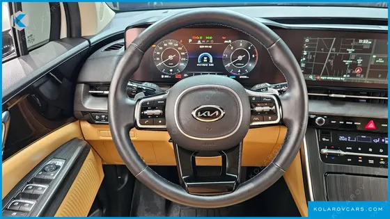KIA CARNIVAL 7-SEATER NOBLESSE