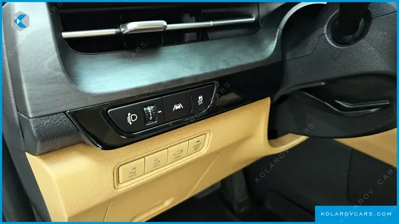 KIA CARNIVAL 7-SEATER NOBLESSE