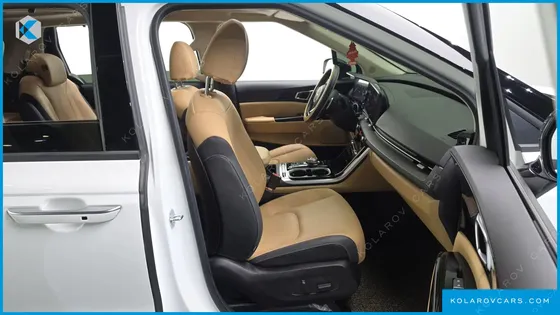 KIA CARNIVAL GASOLINE 9-SEATER SIGNATURE