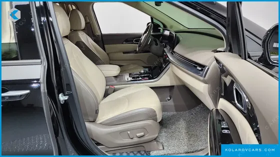 KIA CARNIVAL GASOLINE 9-SEATER HI-LIMOUSINE