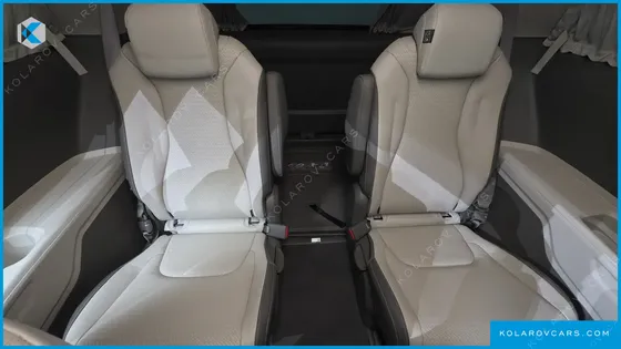 KIA CARNIVAL GASOLINE 9-SEATER HI-LIMOUSINE