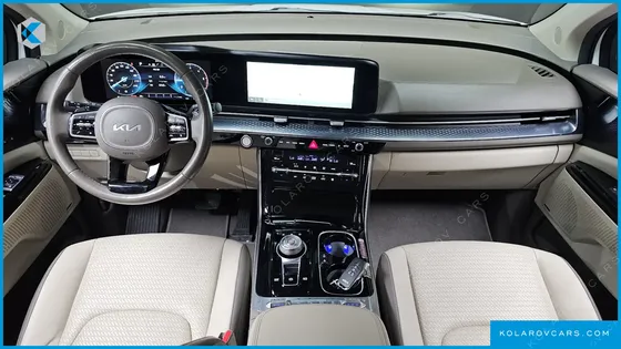 KIA CARNIVAL 9-SEATER HI-LIMOUSINE