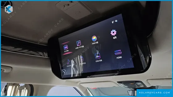 KIA CARNIVAL 9-SEATER HI-LIMOUSINE