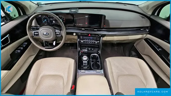 KIA CARNIVAL 9-SEATER SIGNATURE