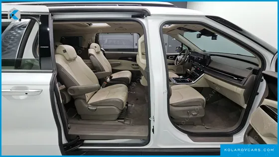 KIA CARNIVAL 9-SEATER SIGNATURE