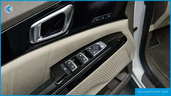 KIA CARNIVAL 9-SEATER SIGNATURE
