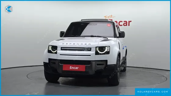 LAND ROVER DEFENDER 110 D300 X-DYNAMIC HSE