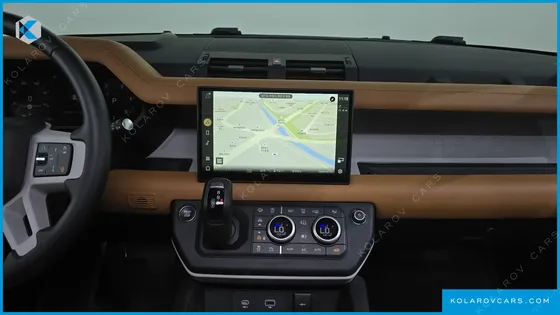 LAND ROVER DEFENDER 110 D300 X-DYNAMIC HSE