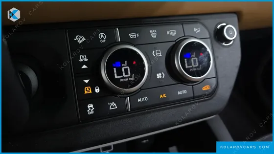 LAND ROVER DEFENDER 110 D300 X-DYNAMIC HSE
