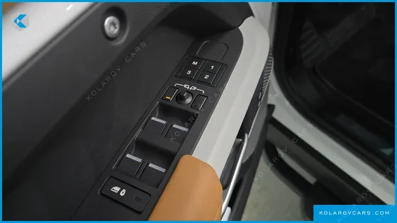 LAND ROVER DEFENDER 110 D300 X-DYNAMIC HSE