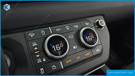 LAND ROVER DEFENDER 110 P300 X-DYNAMIC SE