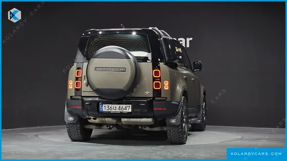 LAND ROVER DEFENDER 110 D300 HSE