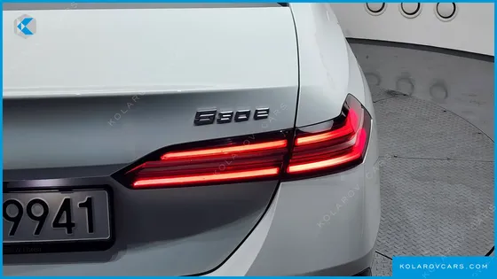 BMW 5 SERIES 530E M SPORT