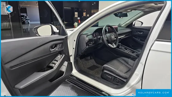 HONDA ACCORD 2.0 HYBRID TOURING