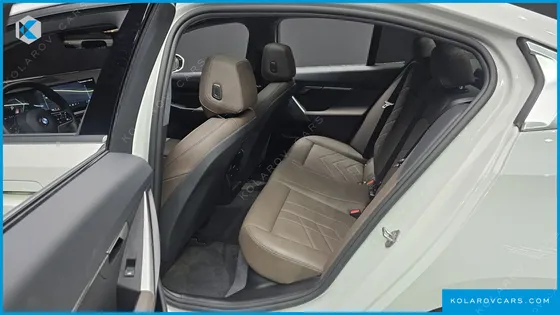 BMW 5 SERIES 520I