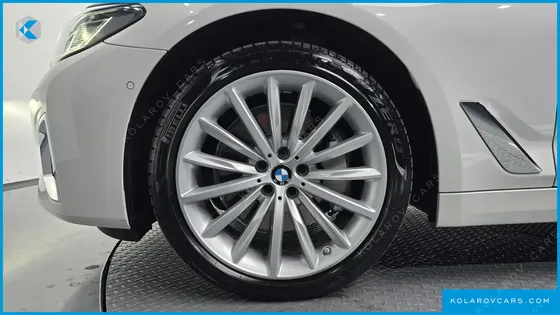 BMW 5 SERIES 530I XDRIVE LUXURY
