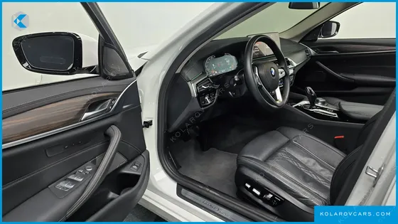 BMW 5 SERIES 530I XDRIVE LUXURY