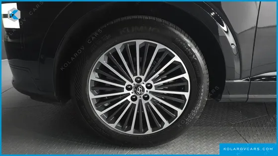 HYUNDAI PALISADE GASOLINE 2.5T 4WD 9-SEATER