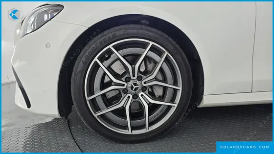 MERCEDES E-CLASS E220D 4MATIC AMG LINE