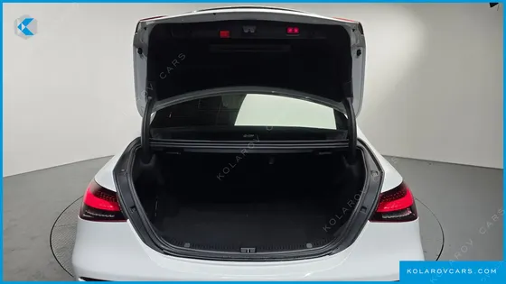 MERCEDES E-CLASS E220D 4MATIC AMG LINE