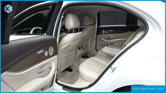 MERCEDES E-CLASS E300 4MATIC EXCLUSIVE
