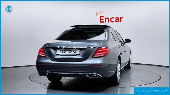 MERCEDES E-CLASS E300 4MATIC EXCLUSIVE