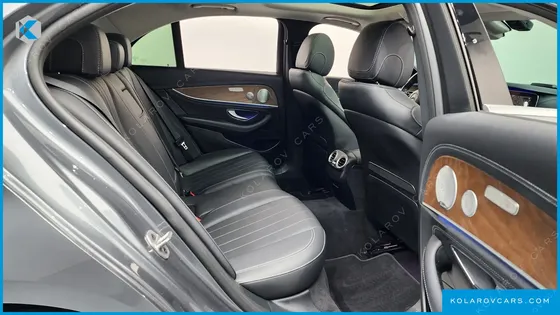 MERCEDES E-CLASS E300 4MATIC EXCLUSIVE