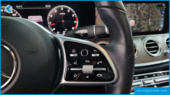 MERCEDES E-CLASS E300 4MATIC EXCLUSIVE