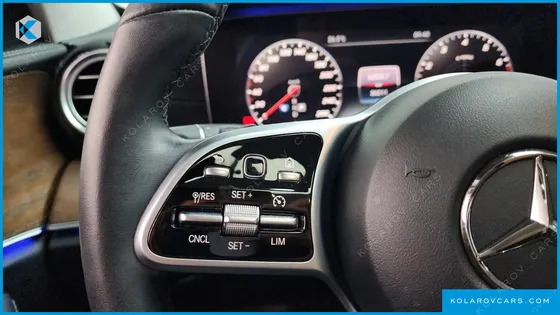MERCEDES E-CLASS E300 4MATIC EXCLUSIVE