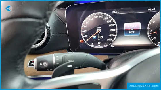 MERCEDES E-CLASS E300 4MATIC EXCLUSIVE