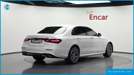 MERCEDES E-CLASS E220D 4MATIC AMG LINE