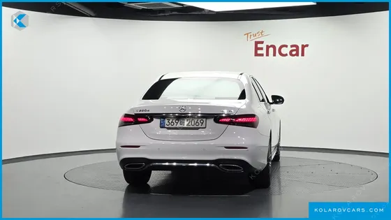 MERCEDES E-CLASS E220D 4MATIC AMG LINE