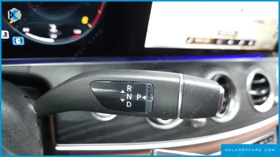 MERCEDES E-CLASS E220D 4MATIC AMG LINE