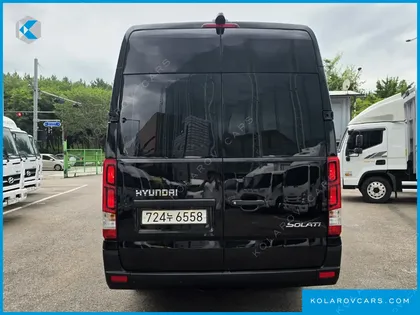 HYUNDAI SOLATI 15-SEATER