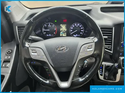 HYUNDAI SOLATI 15-SEATER