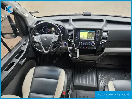 HYUNDAI SOLATI 15-SEATER