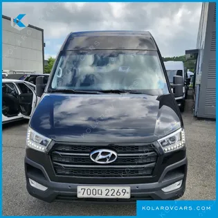 HYUNDAI SOLATI 15-SEATER