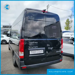 HYUNDAI SOLATI 15-SEATER
