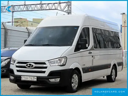 HYUNDAI SOLATI 15-SEATER