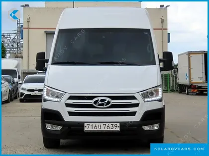 HYUNDAI SOLATI 15-SEATER