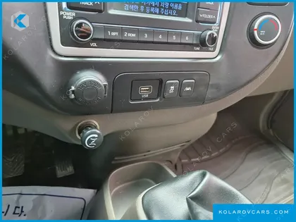 HYUNDAI PORTER II SUPER CABIN LPG