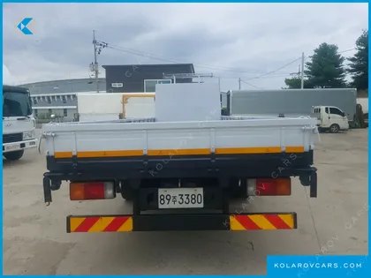 HYUNDAI MEGA TRUCK GOLD