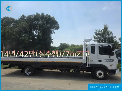 HYUNDAI MEGA TRUCK GOLD