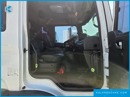 HYUNDAI MEGA TRUCK GOLD