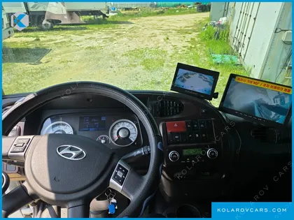 HYUNDAI MEGA TRUCK GOLD