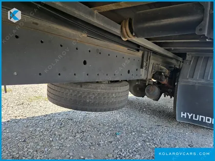 HYUNDAI MEGA TRUCK GOLD